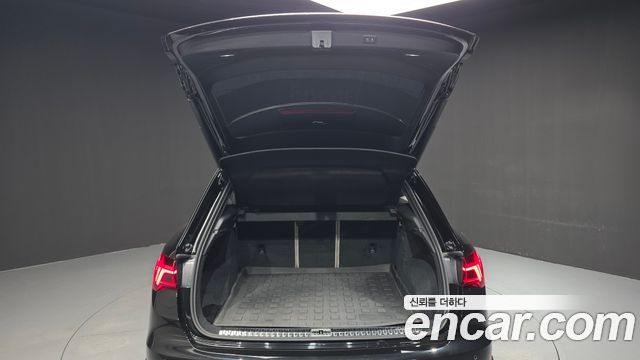 Audi Q3 (F3) 35 TDI Premium 2022 — фото 21