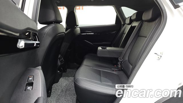 Kia Seltos Gasoline 1.6 Turbo 2WD Signature 2023 — фото 12