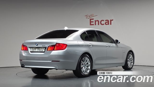 BMW 5 Series (F10) 528i 2013 — фото 2
