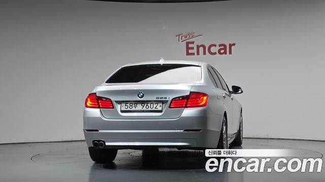 BMW 5 Series (F10) 528i 2013 — фото 4
