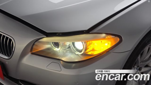 BMW 5 Series (F10) 528i 2013 — фото 22