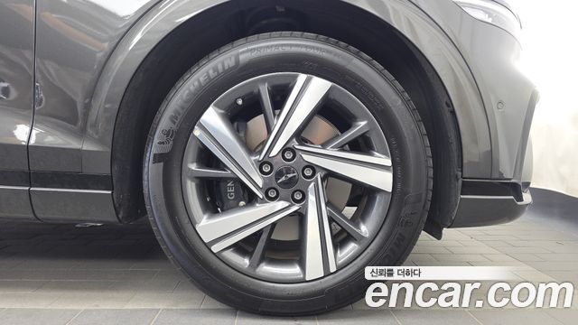 Genesis GV70 2.5T Gasoline 2WD 2025 — фото 21