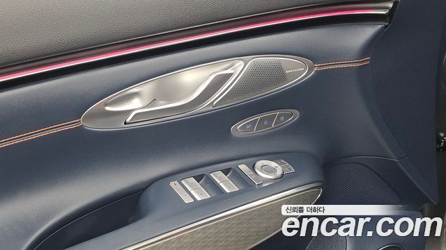 Genesis GV70 2.5T Gasoline 2WD 2025 — фото 26