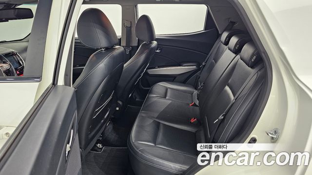 KG Mobility (SsangYong) Tivoli VX 2WD 2016 — фото 12