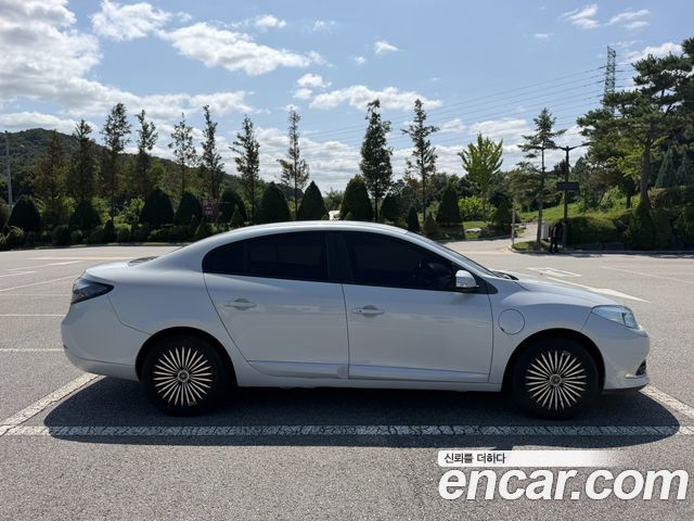 Renault Korea SM3 Z.E. SE Plus 2017 — фото 6