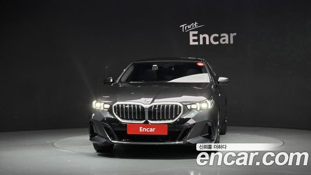 BMW 5 Series (G60) 530i xDrive M Sport 2024 — фото 2