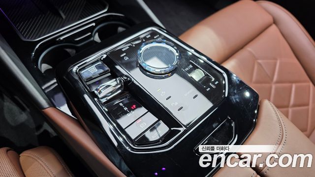 BMW 5 Series (G60) 530i xDrive M Sport 2024 — фото 18