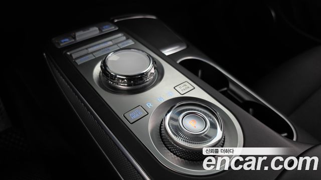 Genesis GV70 2.5T Gasoline AWD 2022 — фото 9