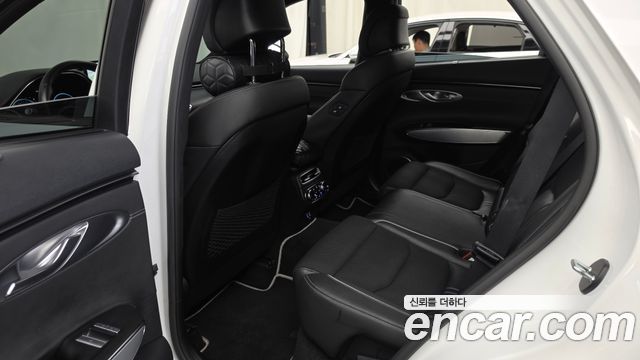 Genesis GV70 2.5T Gasoline AWD 2022 — фото 26