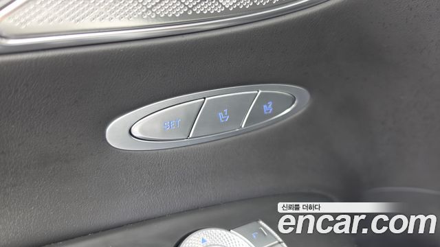 Genesis GV70 2.5T Gasoline AWD 2022 — фото 32