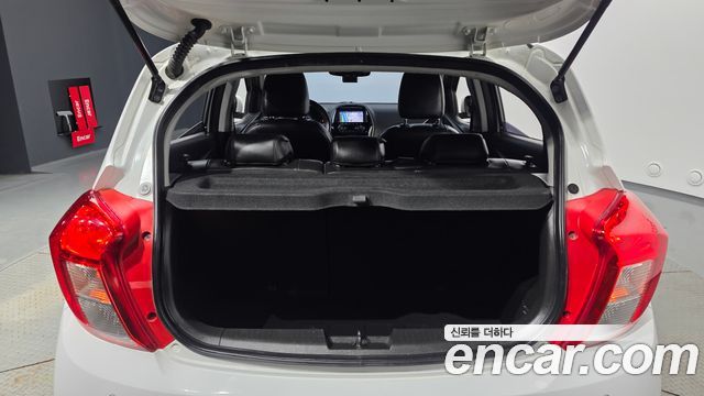 Chevrolet Spark LT 2019 — фото 15