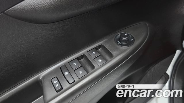 Chevrolet Spark LT 2019 — фото 27