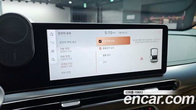 Genesis GV60 Standard AWD 2022 — фото 15