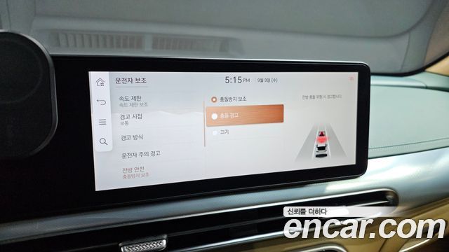 Genesis GV60 Standard AWD 2022 — фото 17