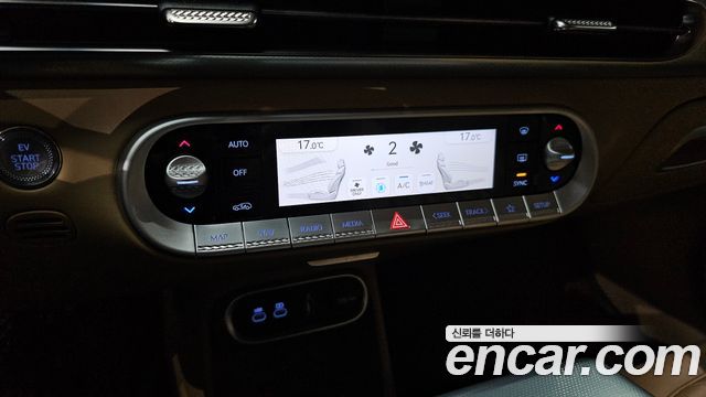 Genesis GV60 Standard AWD 2022 — фото 19