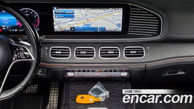 Mercedes-Benz GLS-Class (X167) GLS450 4MATIC 2025 — фото 13