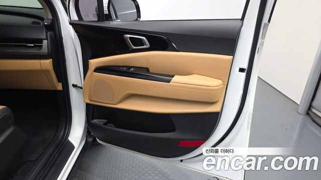 Kia Carnival (IV) Diesel 9-Seater Prestige 2023 — фото 31