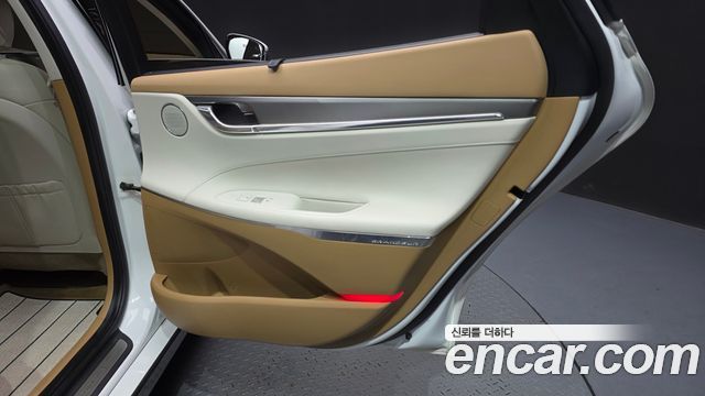 Hyundai Grandeur Hybrid (IG) Exclusive 2020 — фото 25