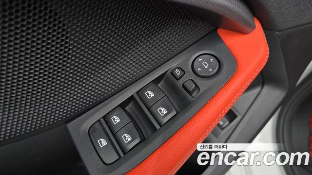 BMW 1 Series (F40) M135i xDrive 2021 — фото 27