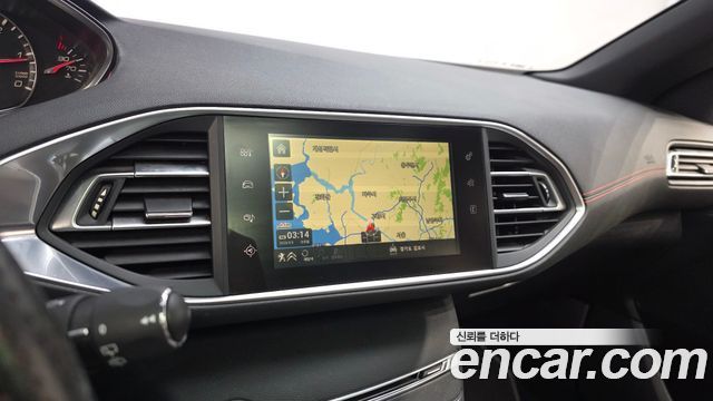 Peugeot 308 (II) 1.6 BlueHDi GT Line 2018 — фото 13