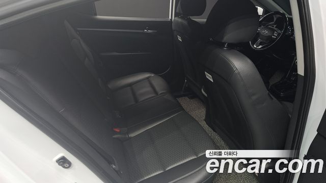 Hyundai Avante (AD) 1.6 Smart 2019 — фото 12