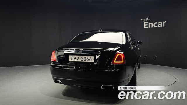 Rolls-Royce Ghost 6.6 EWB V12 2018 — фото 4