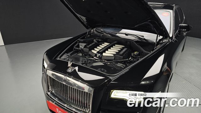 Rolls-Royce Ghost 6.6 EWB V12 2018 — фото 6