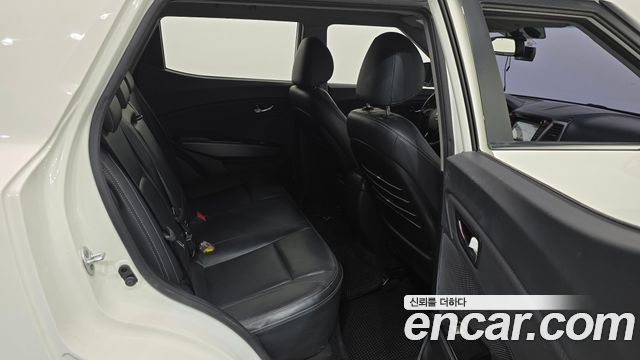 KG Mobility (SsangYong) Tivoli Diesel LX 2WD 2017 — фото 11