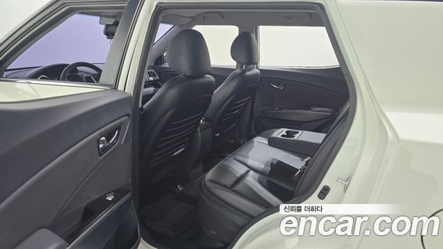 KG Mobility (SsangYong) Tivoli Diesel LX 2WD 2017 — фото 12