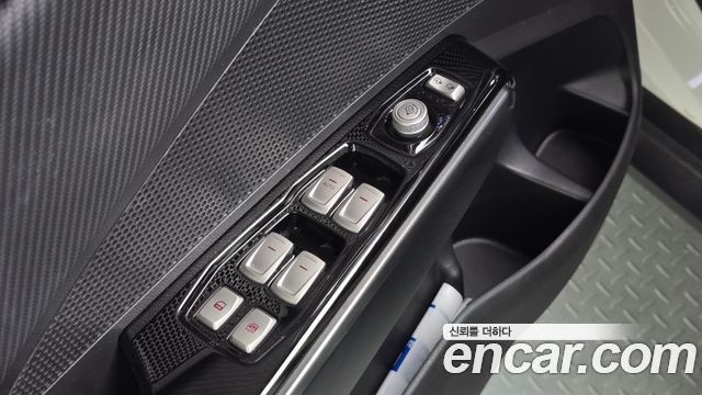 KG Mobility (SsangYong) Tivoli Diesel LX 2WD 2017 — фото 14
