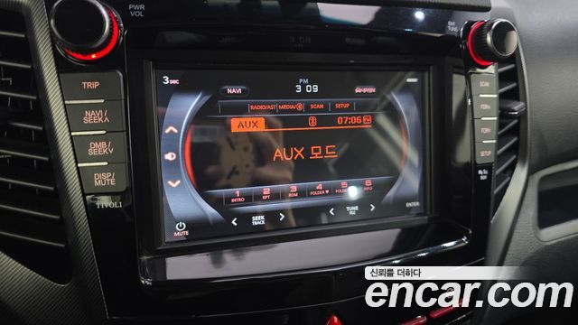 KG Mobility (SsangYong) Tivoli Diesel LX 2WD 2017 — фото 16
