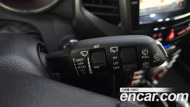 KG Mobility (SsangYong) Tivoli Diesel LX 2WD 2017 — фото 30