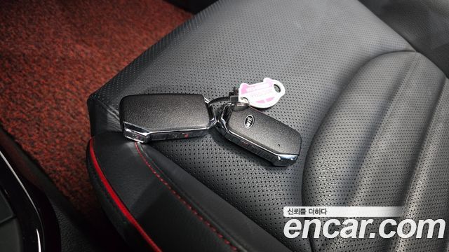 Kia K3 5Door GT Plus 2019 — фото 15