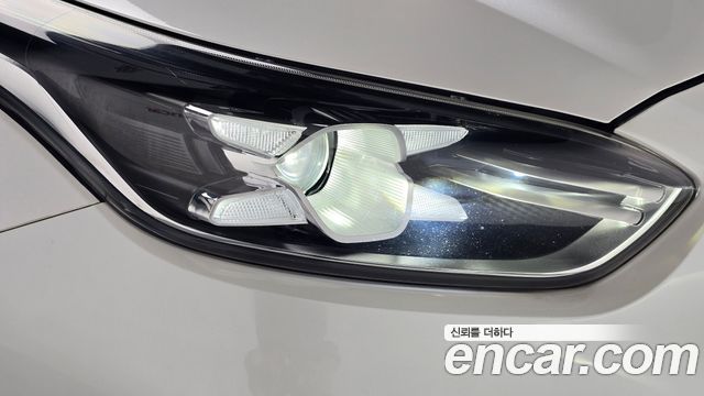 Kia K3 5Door GT Plus 2019 — фото 22
