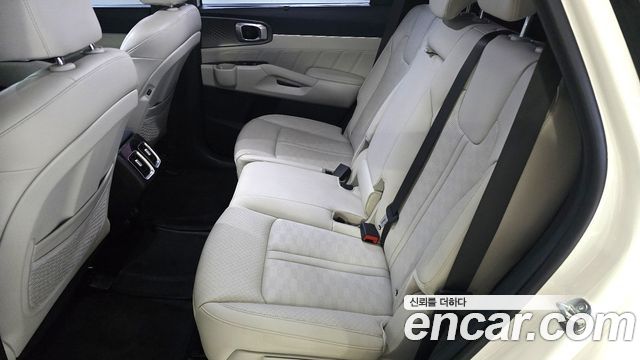 Kia Sorento (IV) HEV 1.6 2WD Noblesse 2024 — фото 16