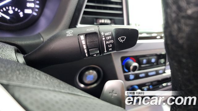 Genesis G80 3.3 GDI AWD Prestige 2018 — фото 28