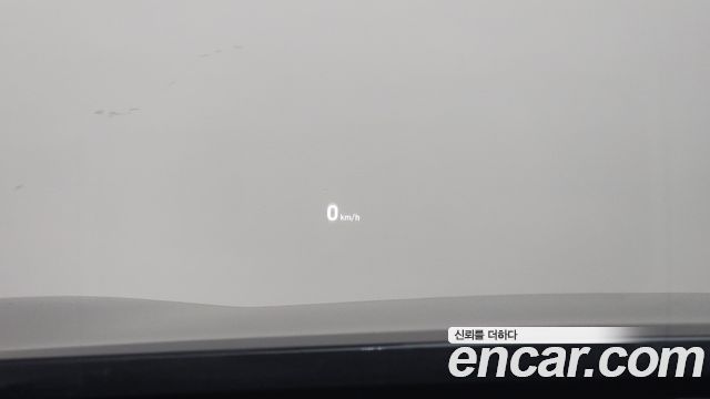 Genesis G80 3.3 GDI AWD Prestige 2018 — фото 31