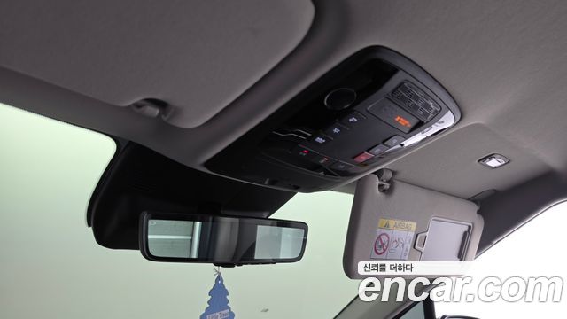 Kia Carnival (IV) HEV 9seater Gravity 2025 — фото 18