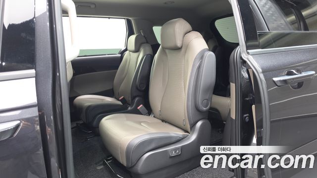Kia Carnival (IV) HEV 9seater Gravity 2025 — фото 26