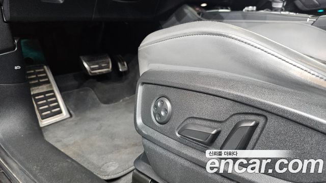 Audi SQ5 (FY) 3.0 TDI Quattro 2020 — фото 31