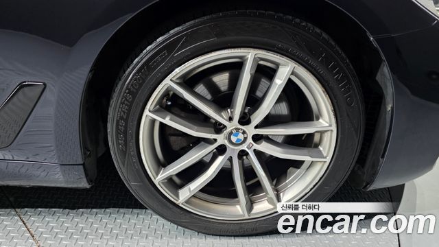 BMW 5 Series (G30) 520d M Sport Package Plus 2017 — фото 5