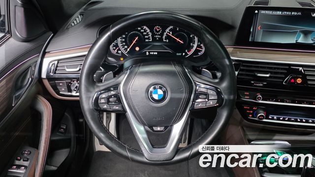 BMW 5 Series (G30) 520d M Sport Package Plus 2017 — фото 13