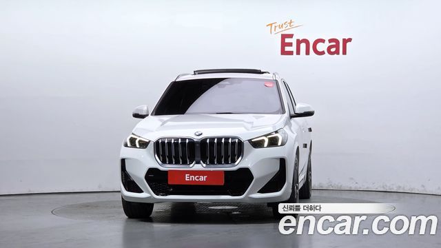 BMW X1 (U11) xDrive 20i M Sport 2024 — фото 3