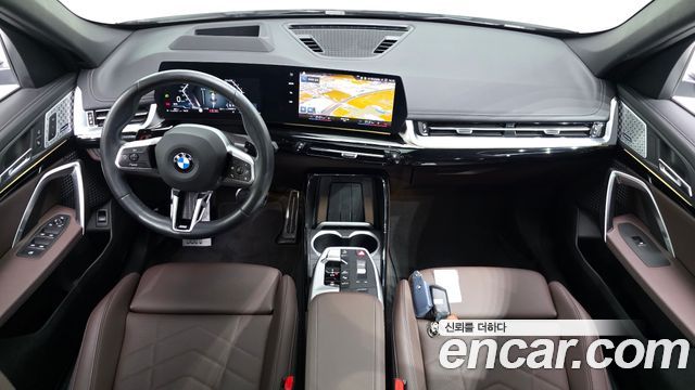 BMW X1 (U11) xDrive 20i M Sport 2024 — фото 7