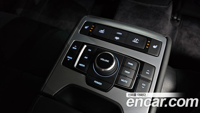 Genesis G80 3.3 GDI AWD Premium Luxury 2017 — фото 18
