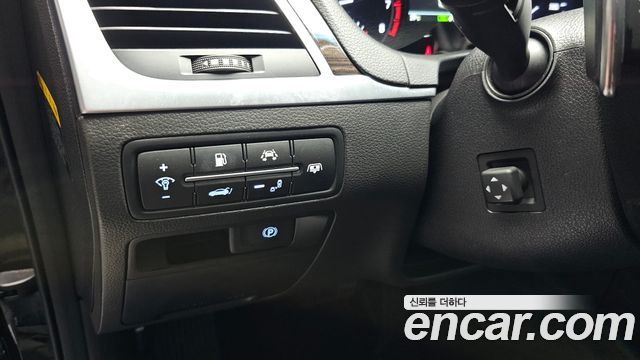 Genesis G80 3.3 GDI AWD Premium Luxury 2017 — фото 35