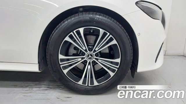 Mercedes-Benz E-Class (W214) E200 Avantgarde 2026 — фото 5