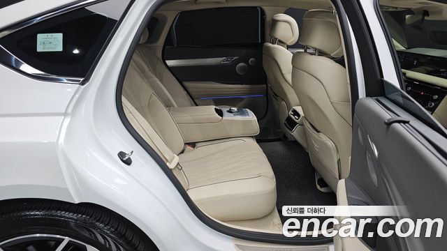 Genesis G80 (RG3) Gasoline 2.5 Turbo AWD 2025 — фото 11