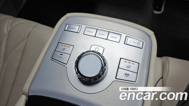 Genesis G80 (RG3) Gasoline 2.5 Turbo AWD 2025 — фото 18