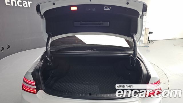 Genesis G80 (RG3) Gasoline 2.5 Turbo AWD 2025 — фото 20